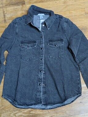 H&M Women's Dark Gray Denim Button-Up Shirt Jacket